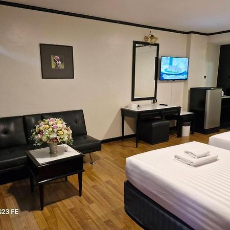 Town In Town Gardent Resort 방콕 외부 사진