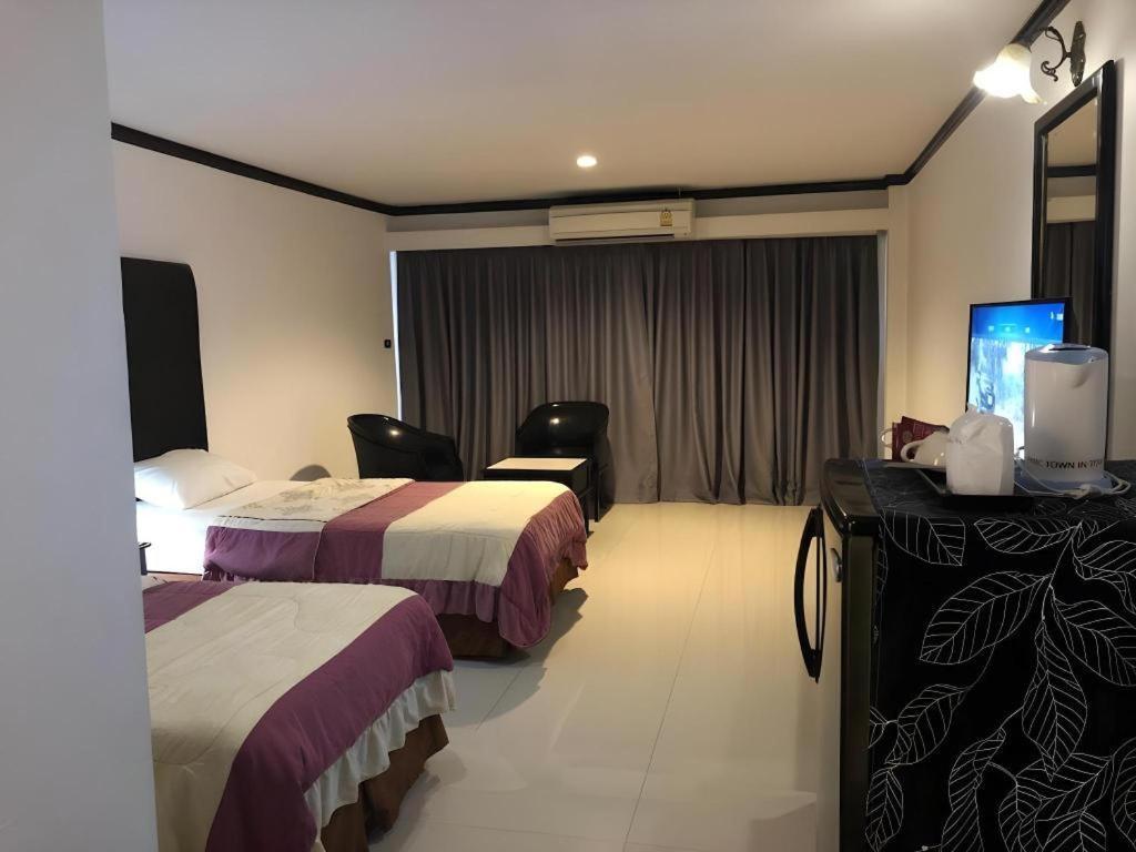 Town In Town Gardent Resort 방콕 외부 사진
