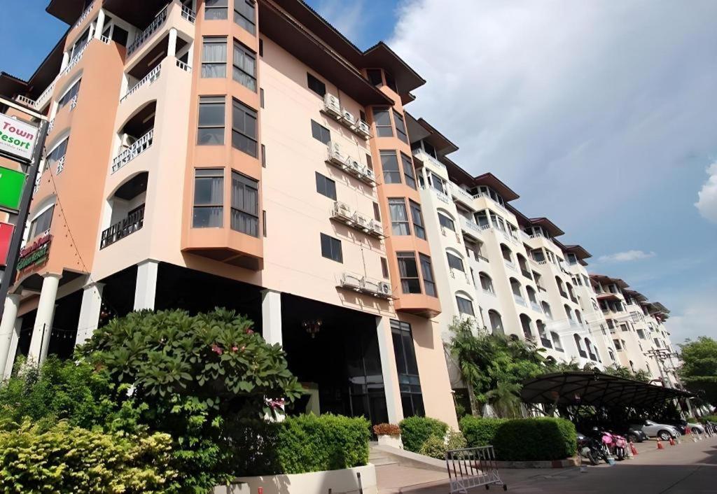 Town In Town Gardent Resort 방콕 외부 사진