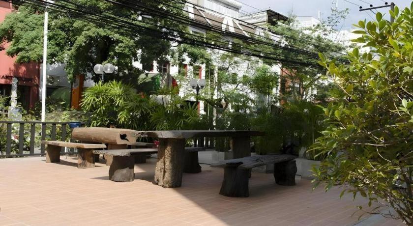 Town In Town Gardent Resort 방콕 외부 사진