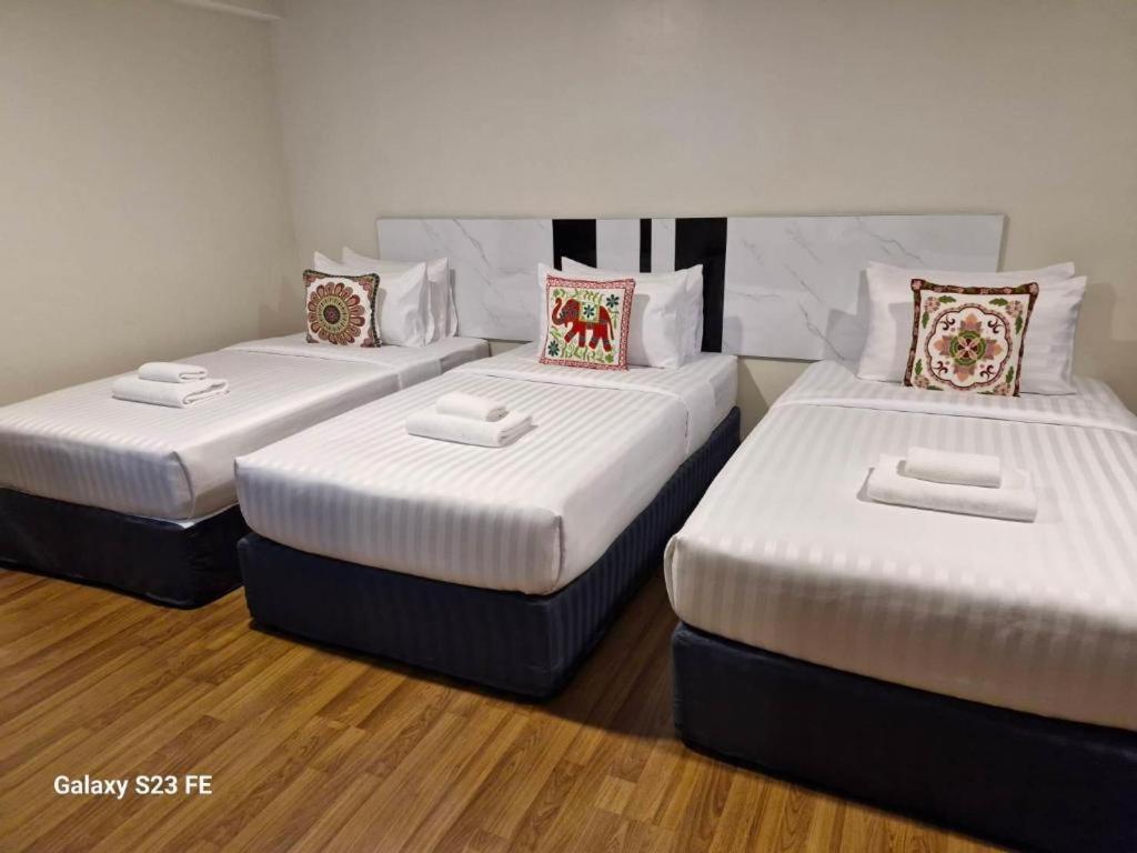 Town In Town Gardent Resort 방콕 외부 사진