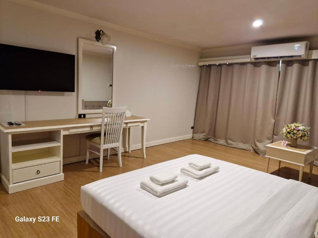 Town In Town Gardent Resort 방콕 외부 사진