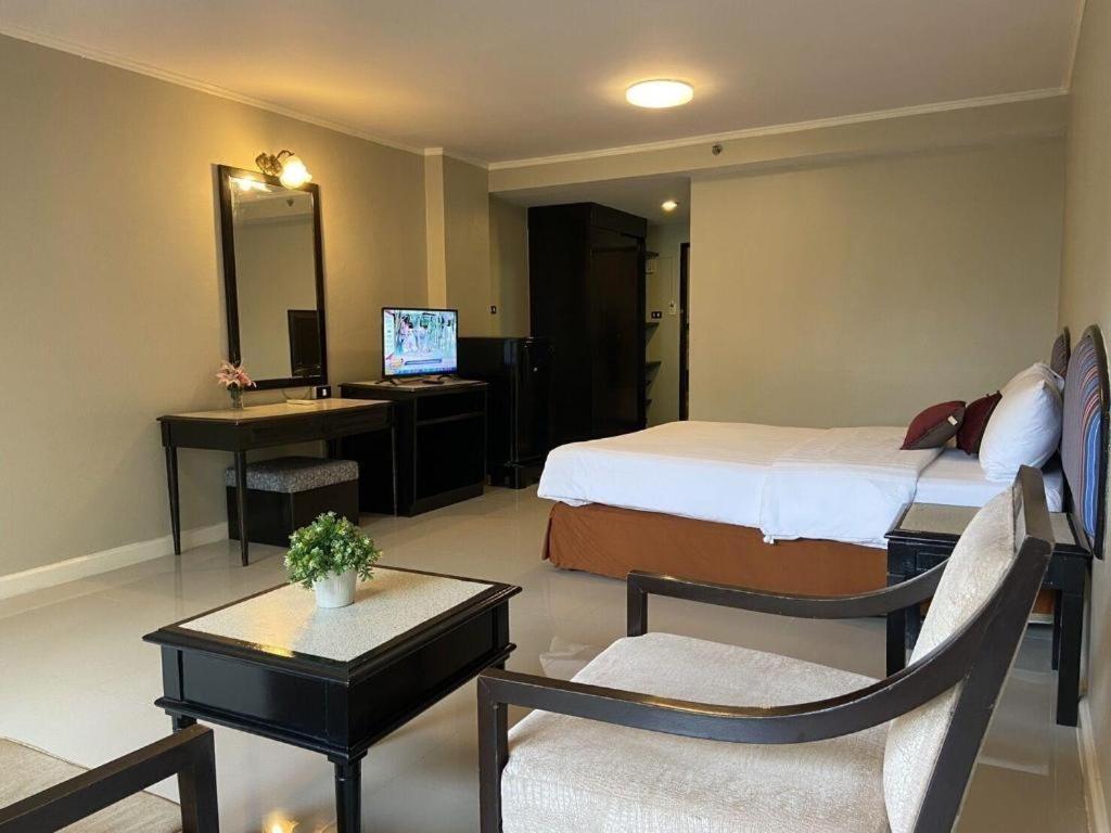 Town In Town Gardent Resort 방콕 외부 사진