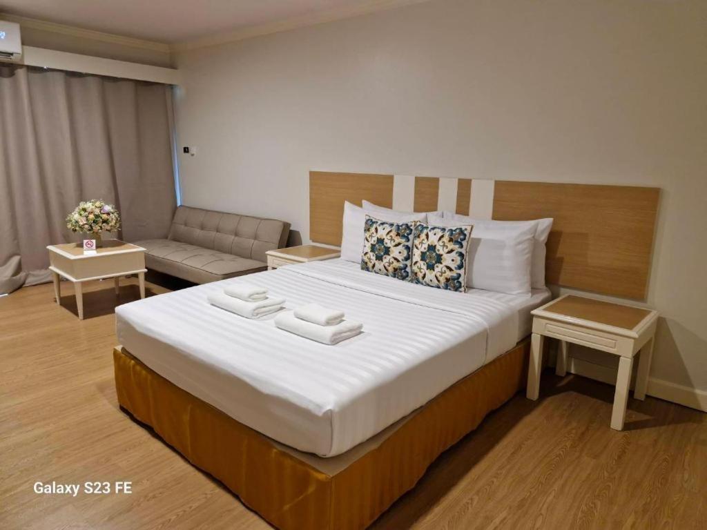 Town In Town Gardent Resort 방콕 외부 사진