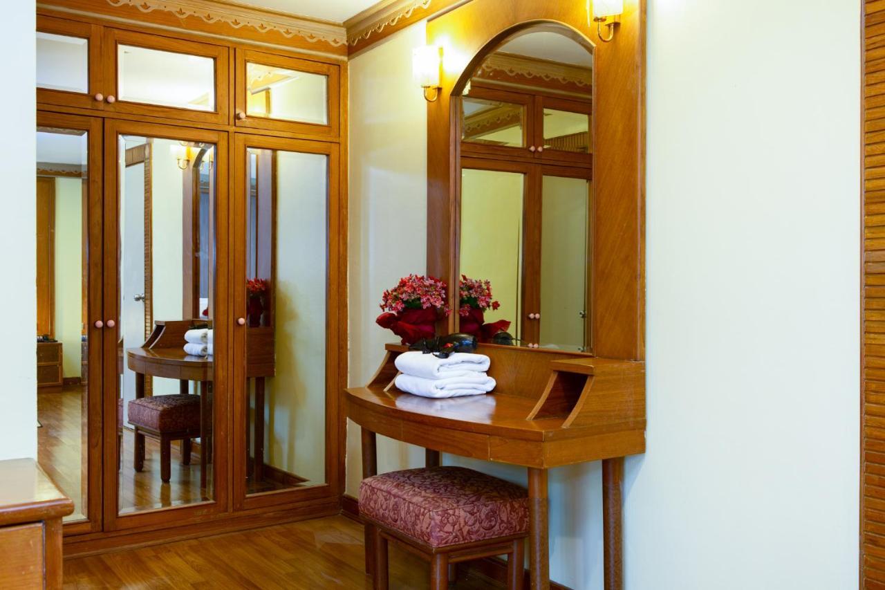 Town In Town Gardent Resort 방콕 외부 사진